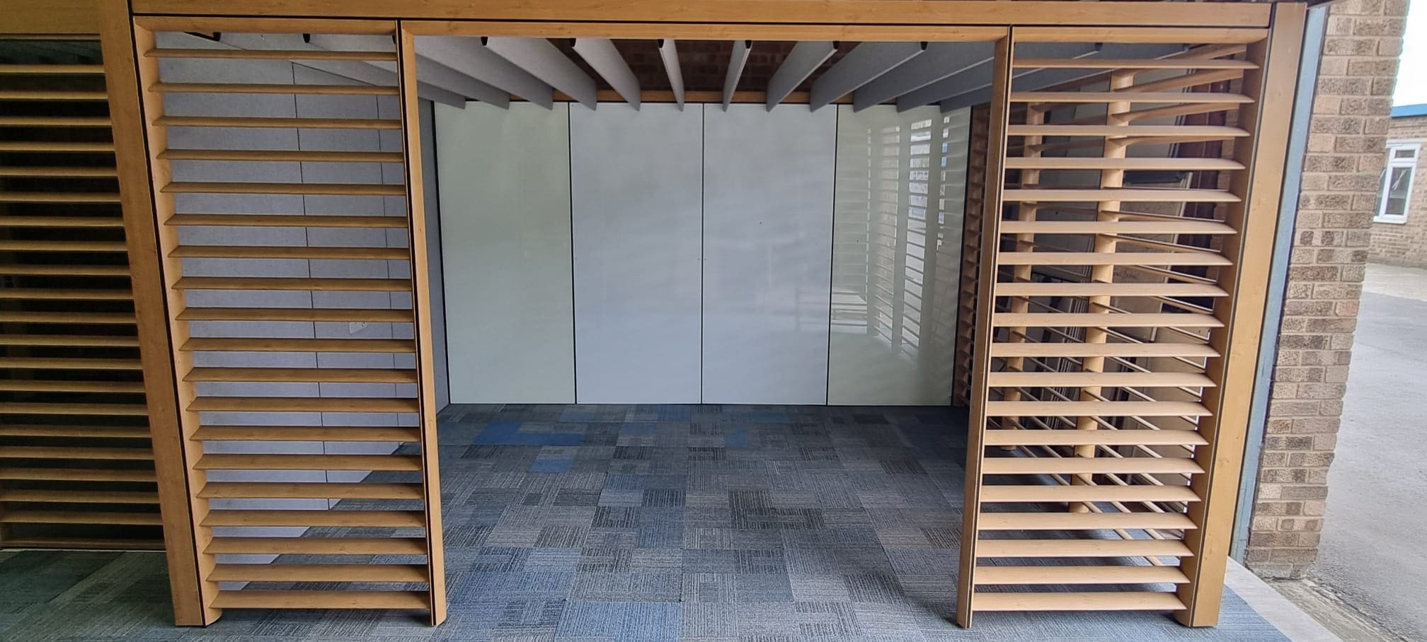 Free Standing Connection Seating Rooms | Silvermans Office Furniture