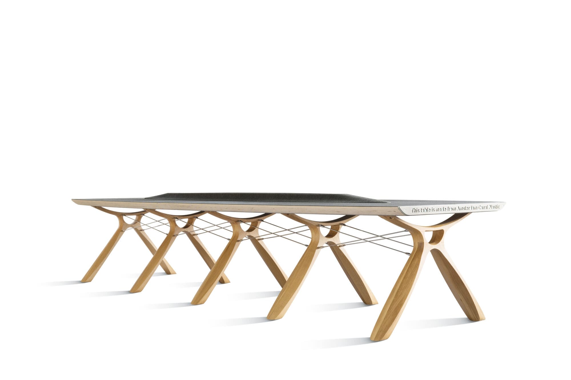 vepa_whale-boardroom-table-tafel-schuin-voor_dsc0082-2000x1333