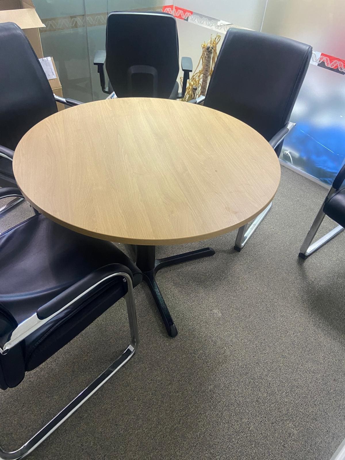 Meeting Table Light Oak 900 dia