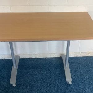 Beach flip top table